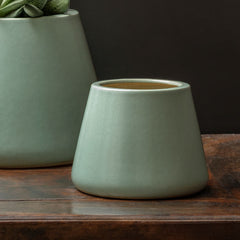 Campania Artisan Pot, Small  Matte White