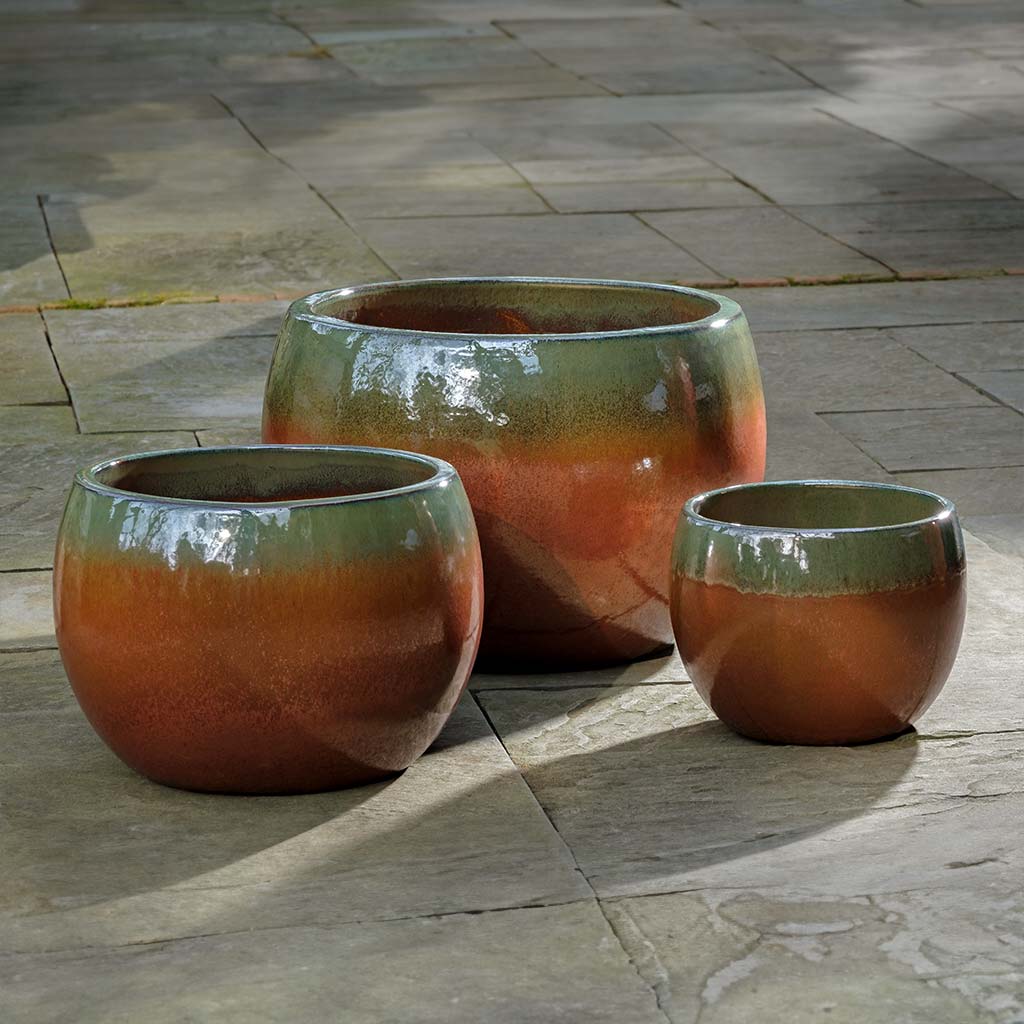 Campania Serres Planter  Falling Green Sierra