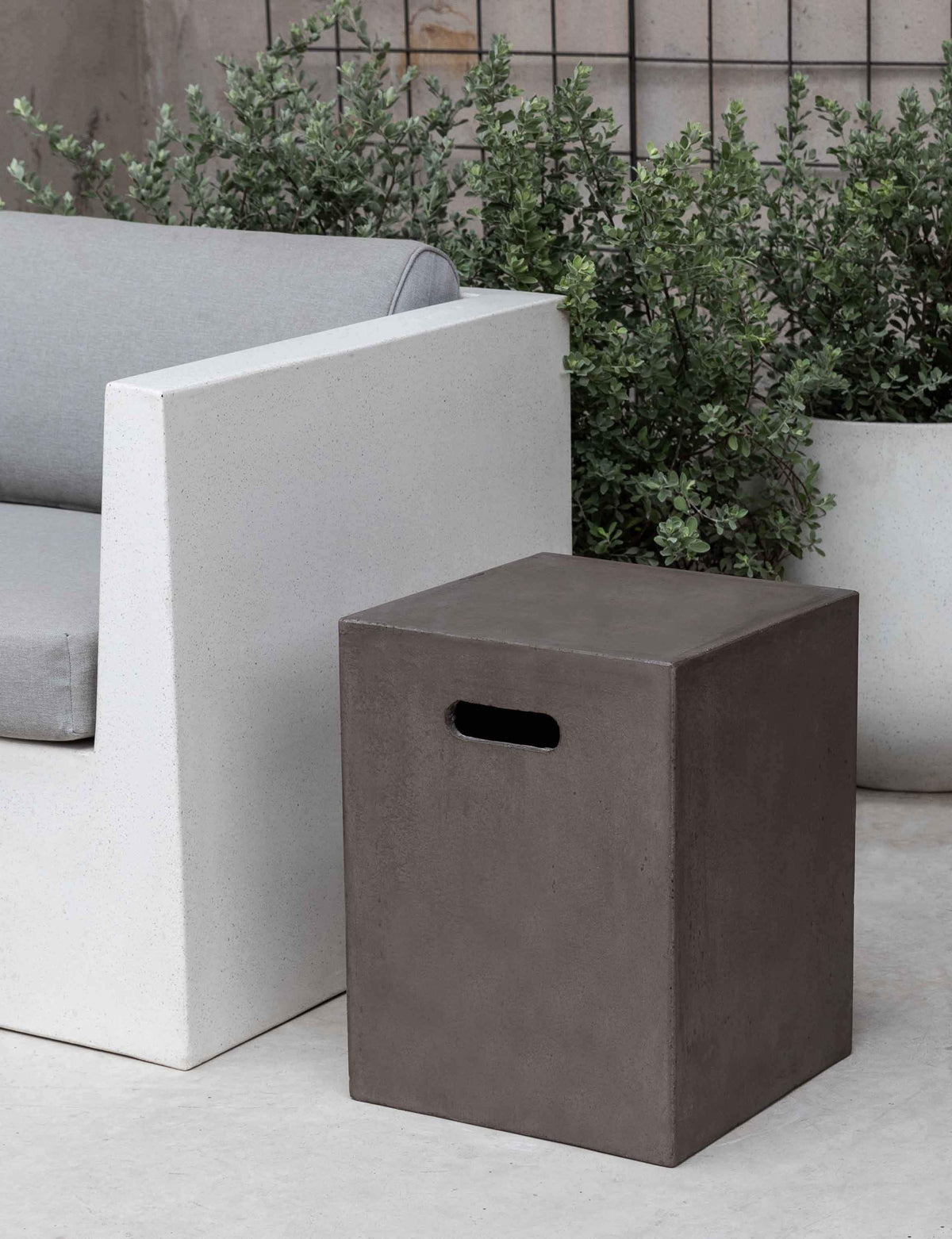 Campania Urban Round Garden Table - Fiber Cement