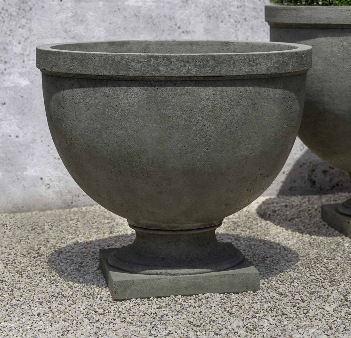 Photo of Campania Huntington Urn - Marquis Gardens