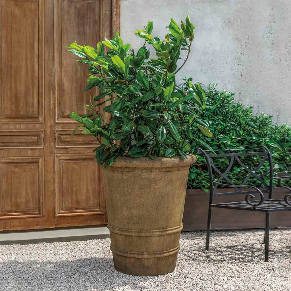 Campania Urbino Planter XLG