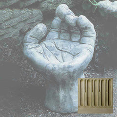 Campania Mano Birdbath