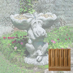 Campania Moose Birdbath/Feeder