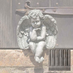 Campania Sitting Cherubs