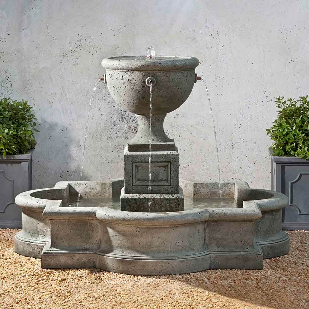Campania Navonna Fountain