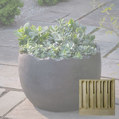Campania Broken Egg Planter - Grade AA