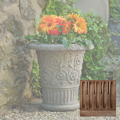 Campania Minerva Planter