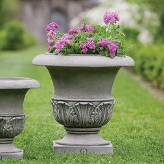 Campania Williamsburg Acanthus Planters