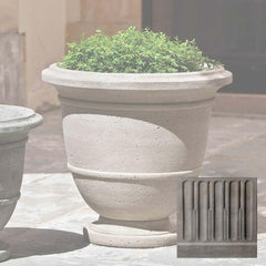 Campania Relais Urns