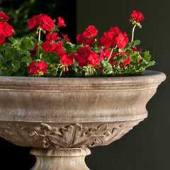 Coachhouse Urn with Pedestal