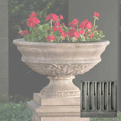 Campania Coachhouse Urn