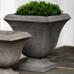 Campania Trowbridge Urns